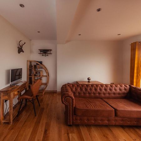 Luxury Cottage With Stunning Views By Fairy Pools 4 Carbost  Exterior foto