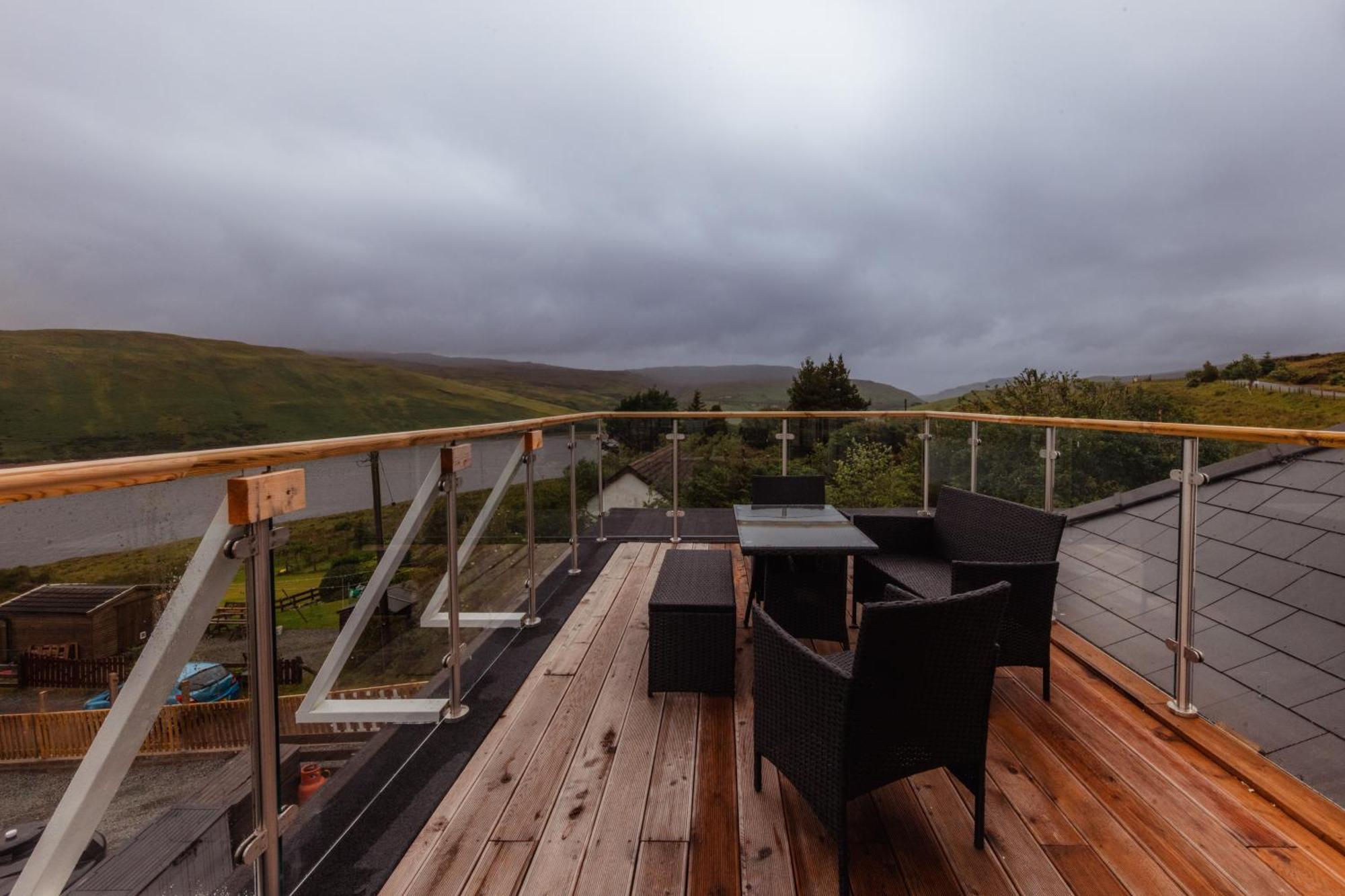 Luxury Cottage With Stunning Views By Fairy Pools 4 Carbost  Exterior foto